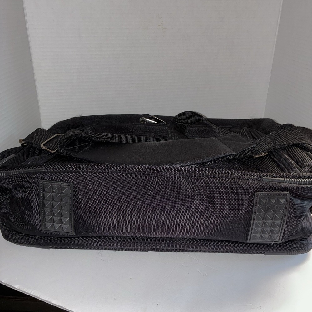 Vintage Black Nylon IBM Laptop Briefcase Messenger Bag - Picture 3 of 14